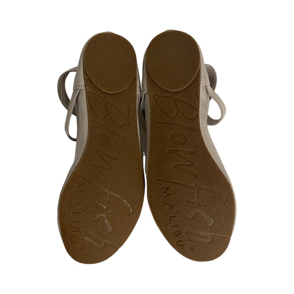 Blowfish Malibu Pixi Metallic Silver Ballet Flats w/ Cross Ankle Straps Size 2 - Picture 5 of 6
